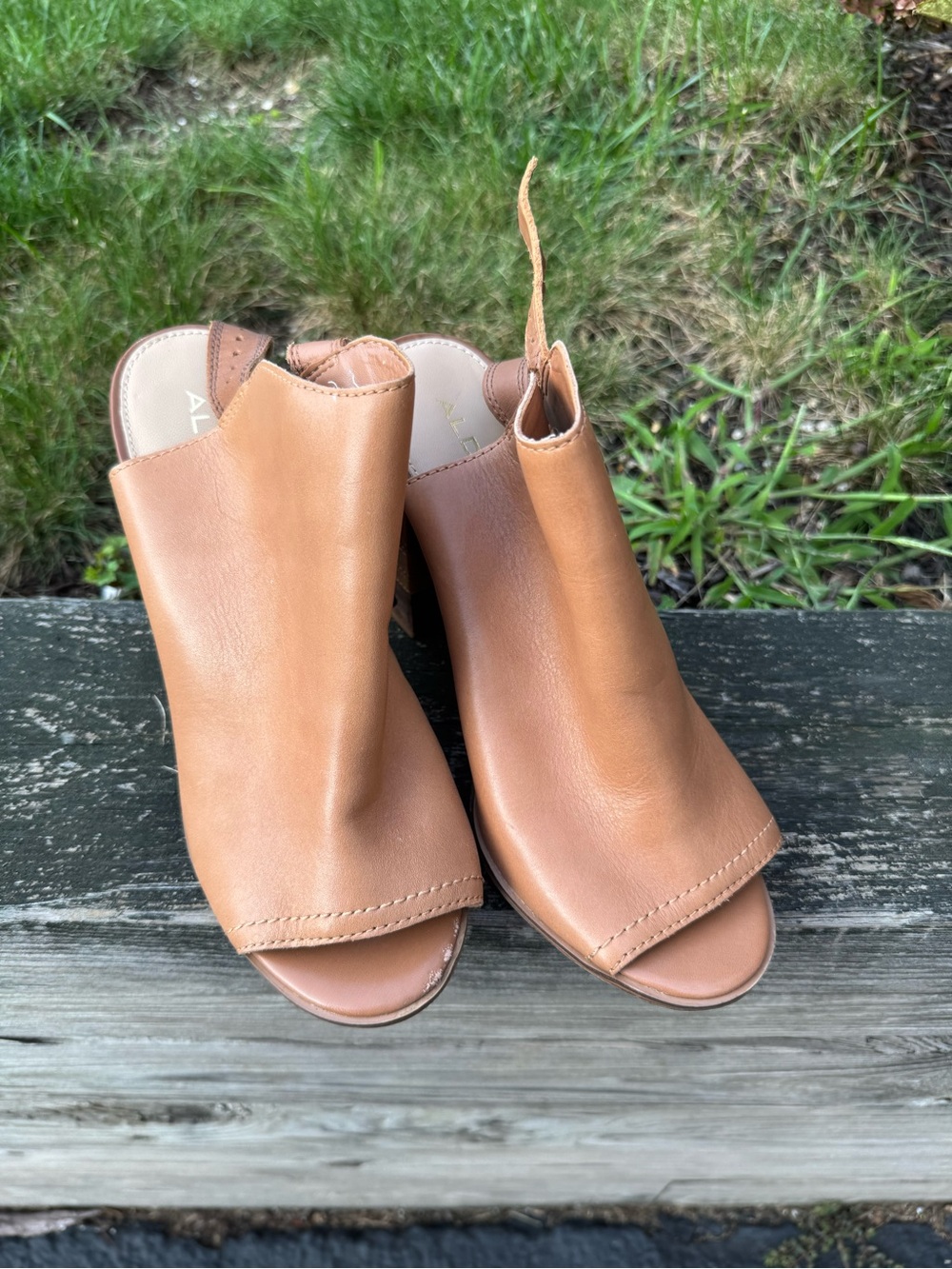 ALDO Tan Leather Peep-Toe color block heel